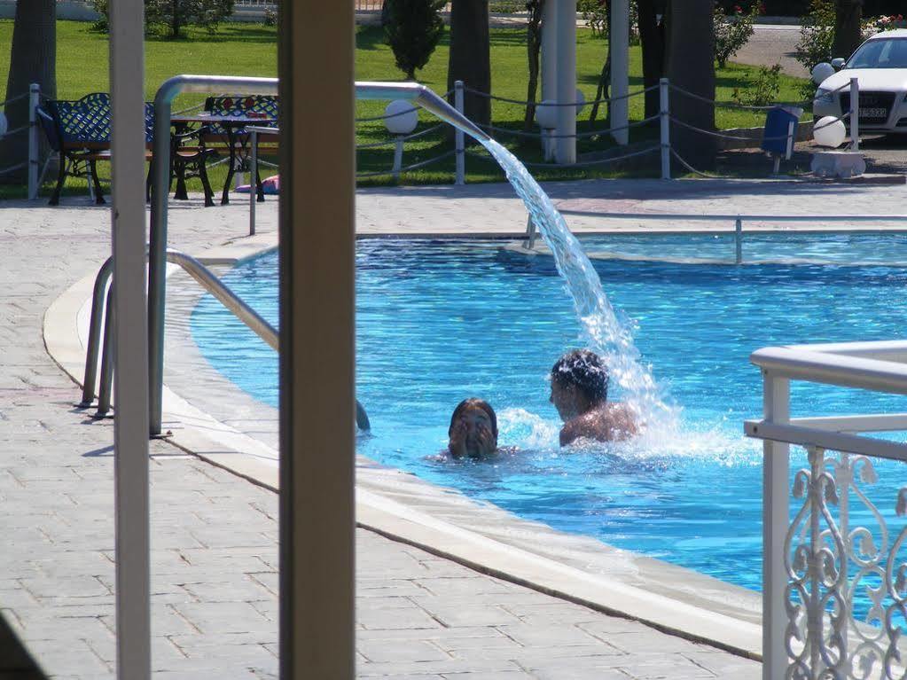 Lintzi Hotel Arkoudi Zewnętrze zdjęcie